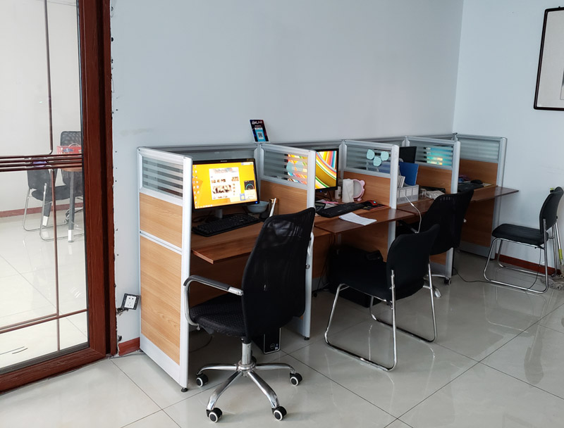 公司辦公場景2.jpg 公司辦公場景2.jpg