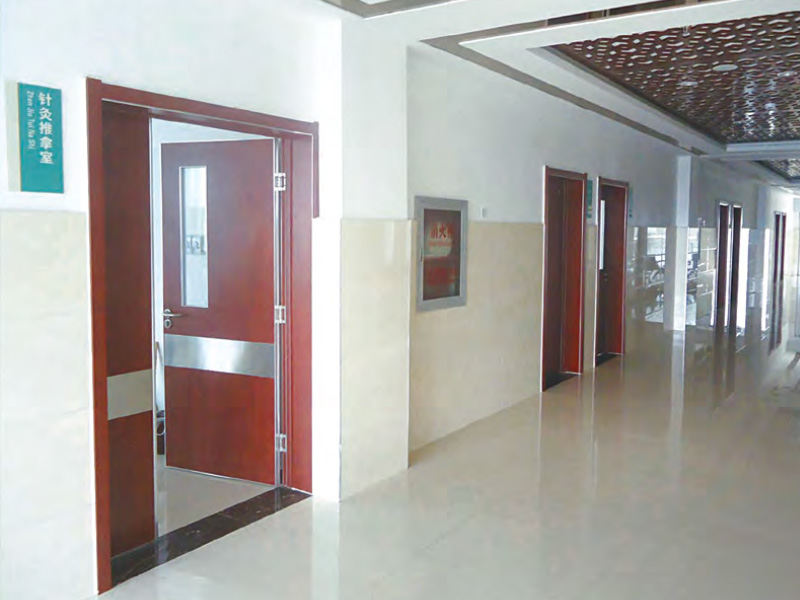 中醫針灸推拿室門.jpg
