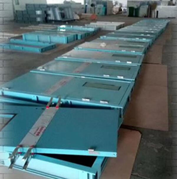 鋼質門生產線.jpg 鋼質門生產線.jpg